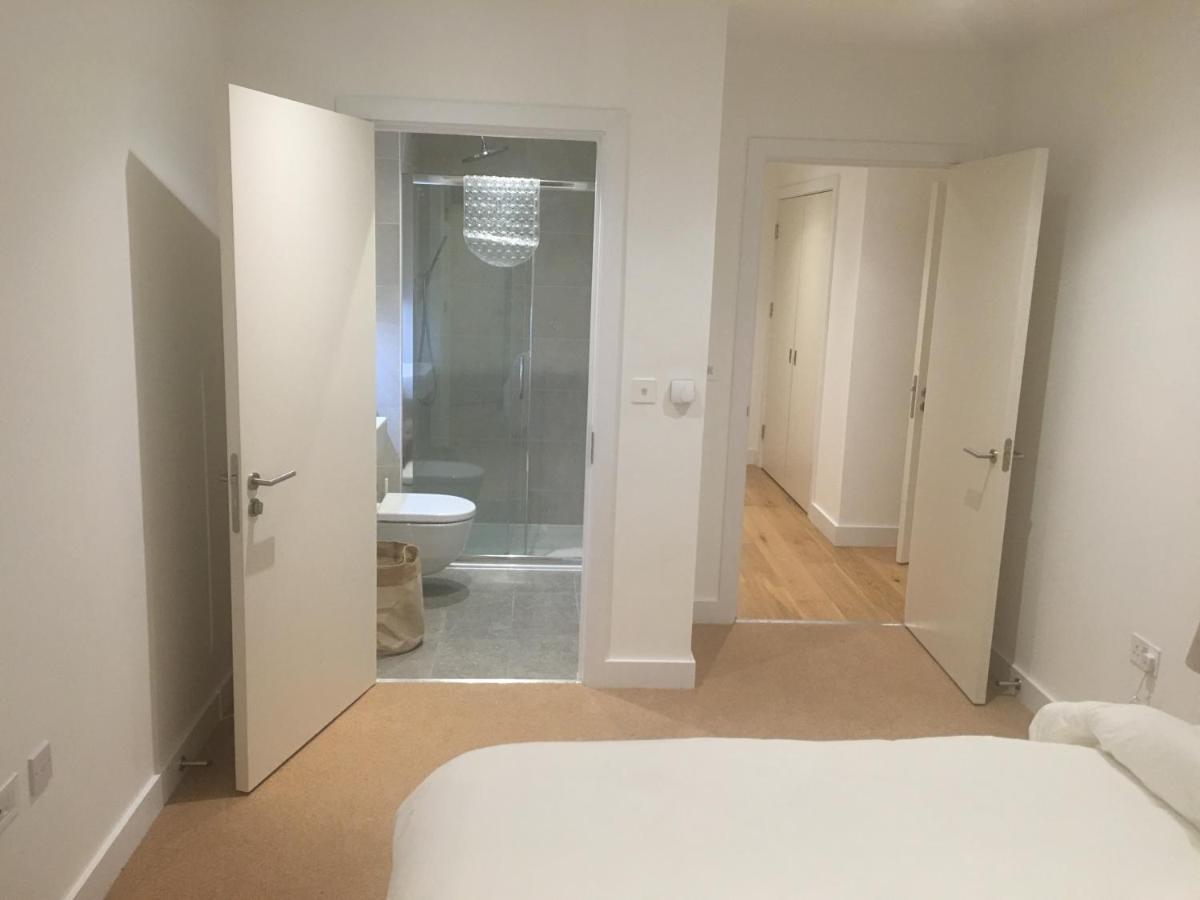 Luxurious Serviced Apartment In Κρόιντον Εξωτερικό φωτογραφία
